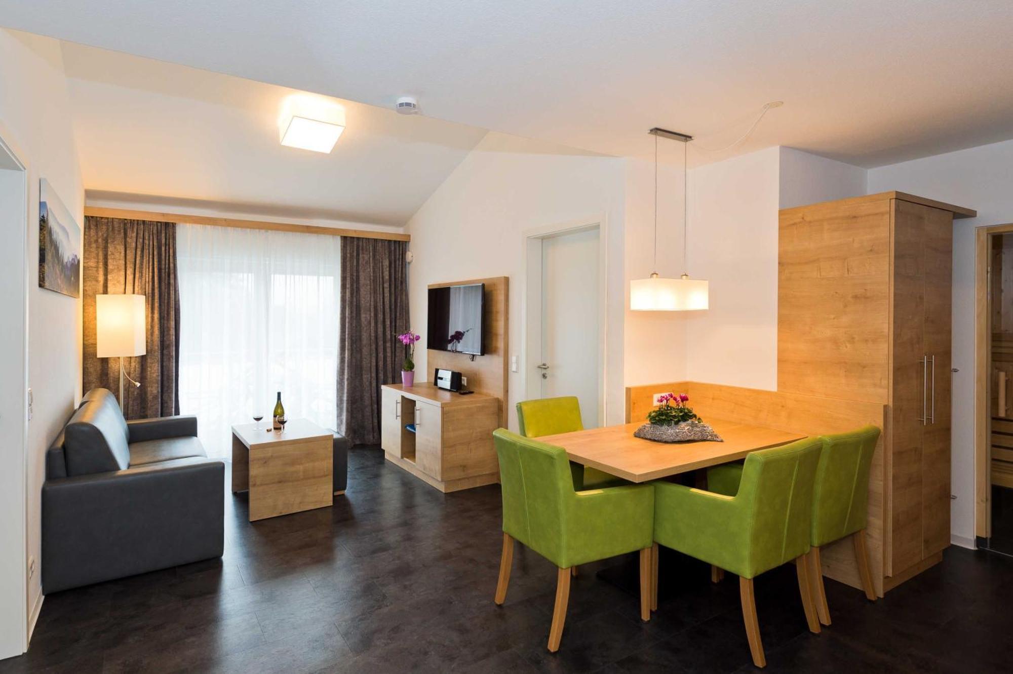 H&P Touristik Residenz Grafenmatt Gra-3-1 Apartment Feldberg  Exterior photo